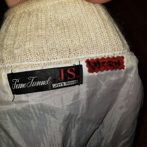 Button down Winter Sweater - Picture 3 of 5